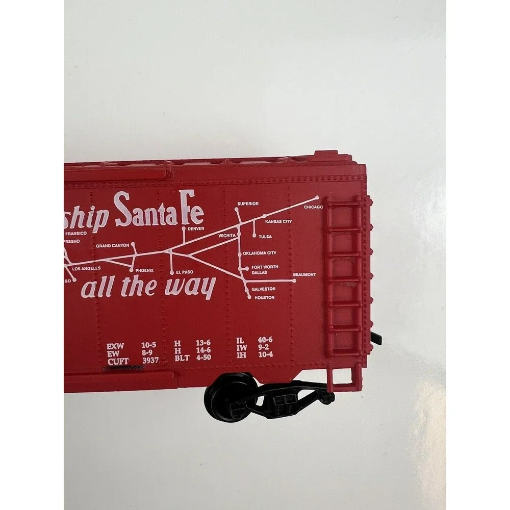 Conductor's Choice HO scale Santa Fe Box Car Life-Like Brand Realistic Toy